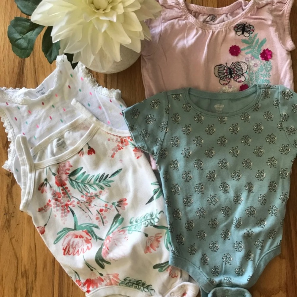 Baby Girl Bundle of Onesies - Picture 1 of 9